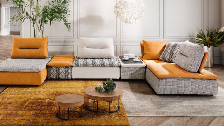 Canapé modulable BYBLOS - Impossible de résister au moelleux de ses coussins matelassés. Configurez la forme, les couleurs, le r